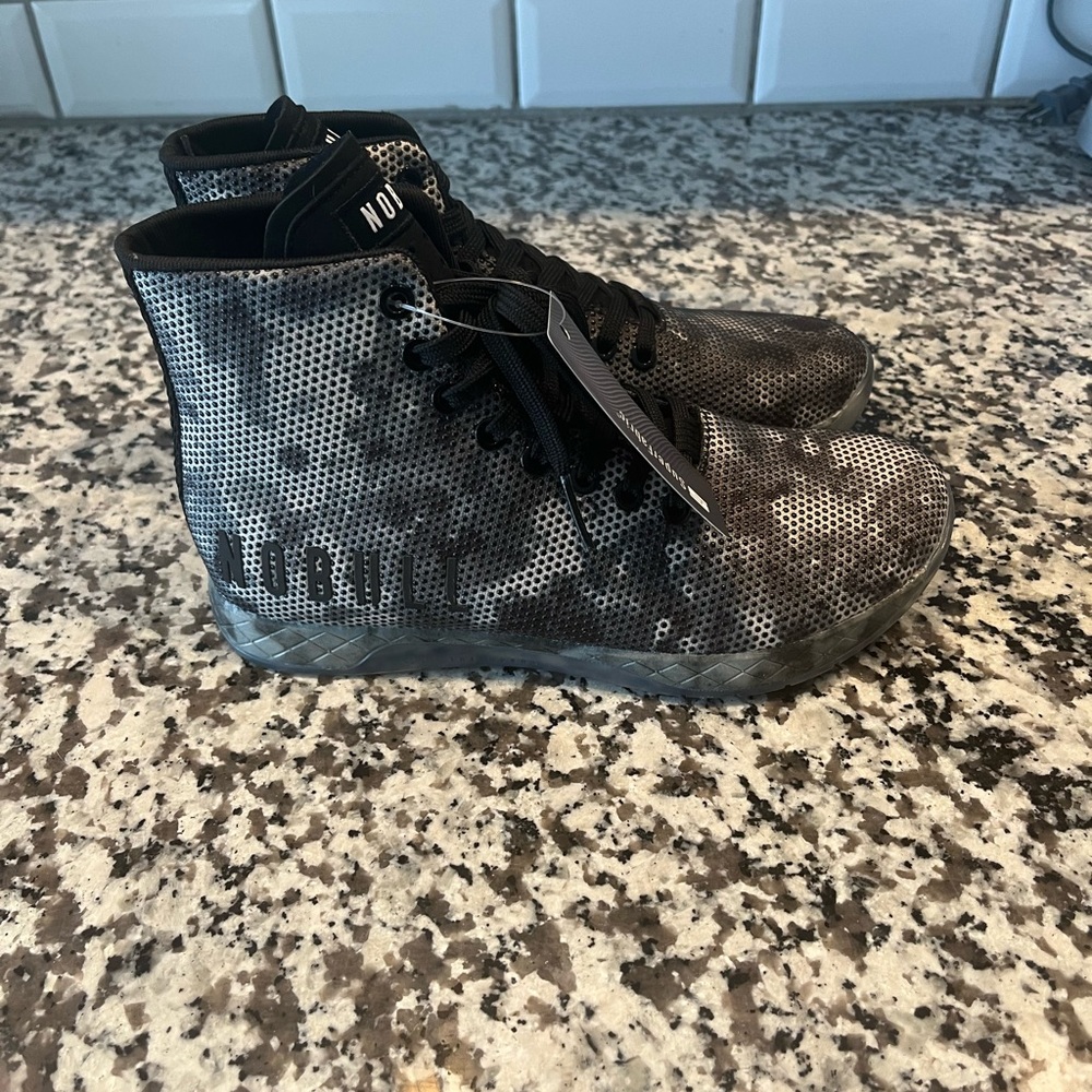 NOBULL Black and Gray Women's Shoes